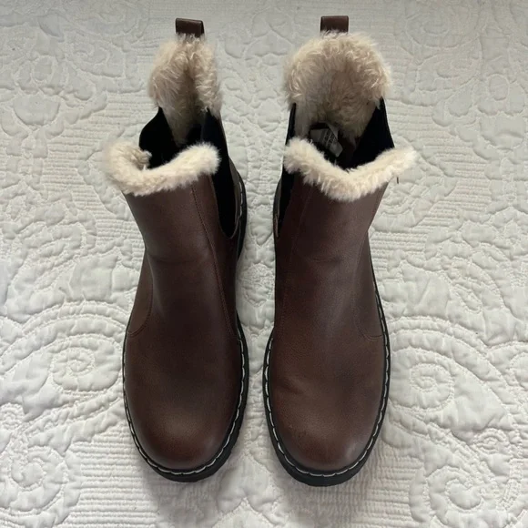 Portland Boot Company Chelsea Boots Size 9.5 - Picture 3 of 4